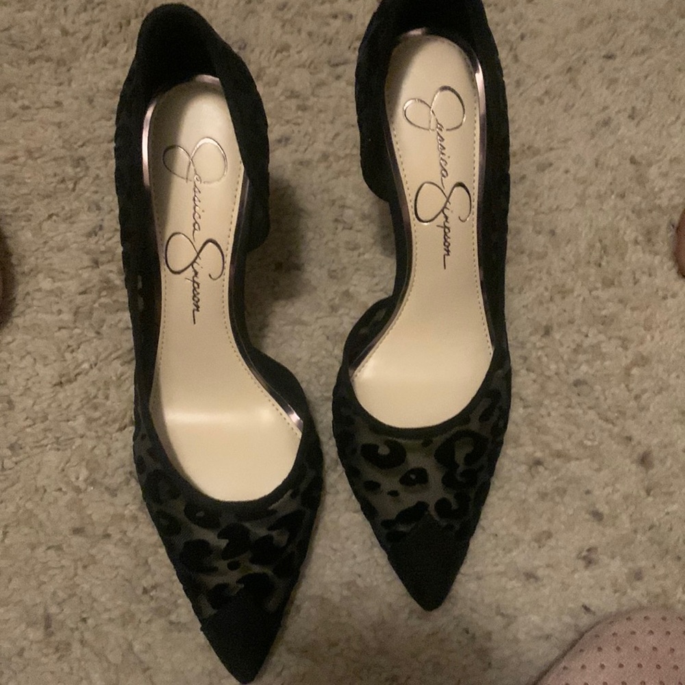 Jessica Simpson leopard black heels